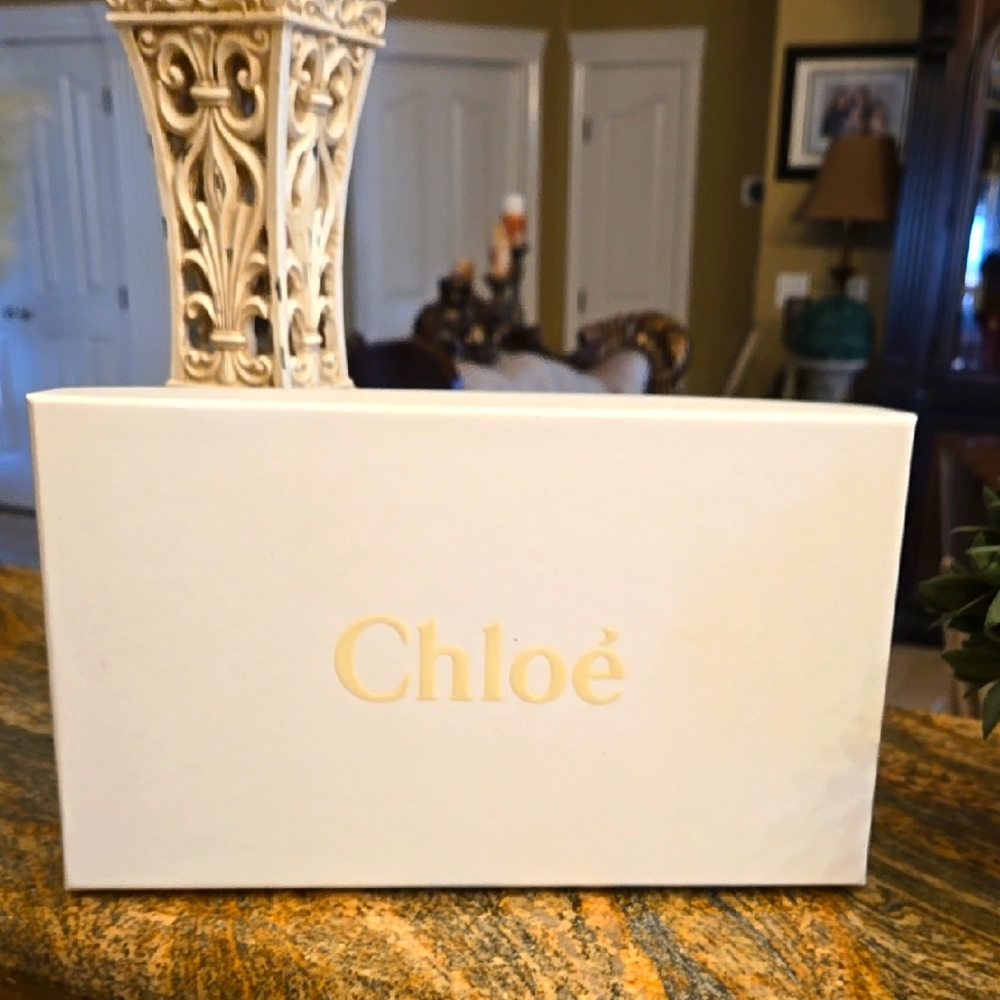 Chloé Empty White Box